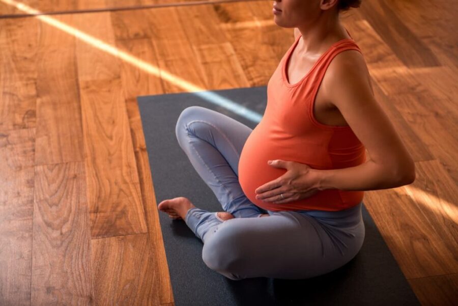 Eve: Prenatal & Postnatal Yoga – Support Your Body and Mind Through Every Stage of Motherhood