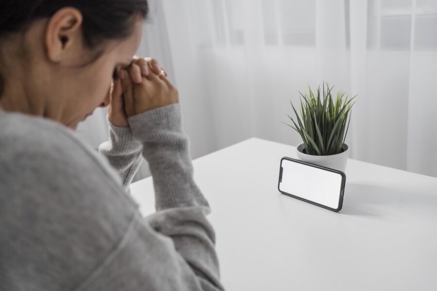 Alcanza Paz Interior Todos los Días con Oraciones