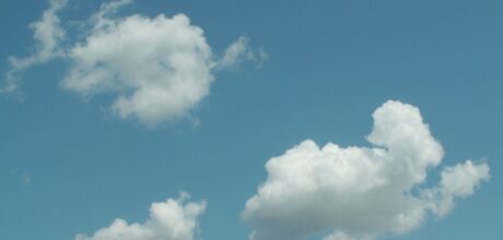 Por que o céu é azul? A ciência por trás desse fenômeno